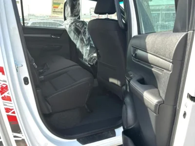 2025 Toyota Hilux Adventure 4.0 Litres V6 Petrol Engine White Black Pickup Truck GCC Specs