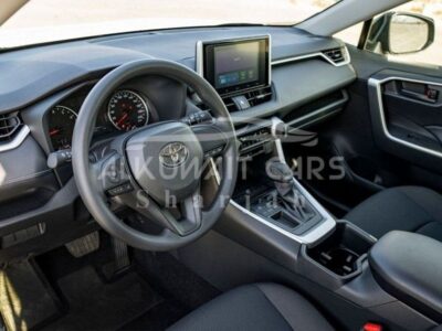 2024 Toyota RAV 4 LE 2.0 Litres 4 Cylinders Petrol Engine Black SUV Automatic 4X2