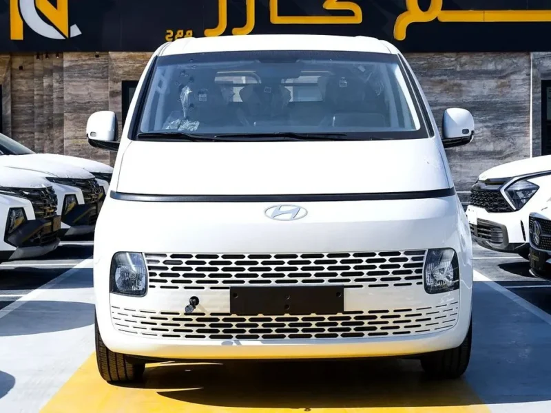 2026 Hyundai Staria COMFORT 3.5 Litres 6 Cylinders Petrol Engine White Grey Van GCC Specs