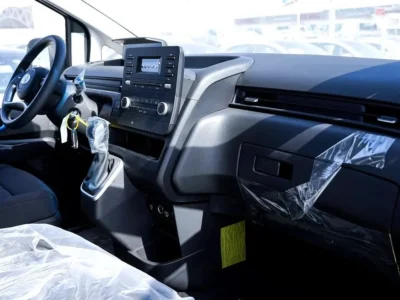 2026 Hyundai Staria COMFORT 3.5 Litres 6 Cylinders Petrol Engine White Grey Van GCC Specs