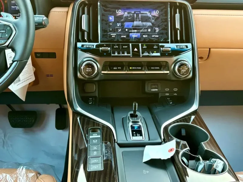 2026 Lexus LX 700h Signature V6 Twin-Turbo Hybrid Engine Black Tan SUV GCC Specs Automatic