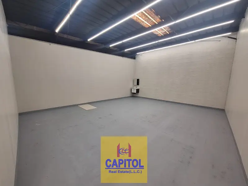 Al Quoz Industrial Area 4 585 Sqft On Mezzanine Floor Available For Storage Purpose