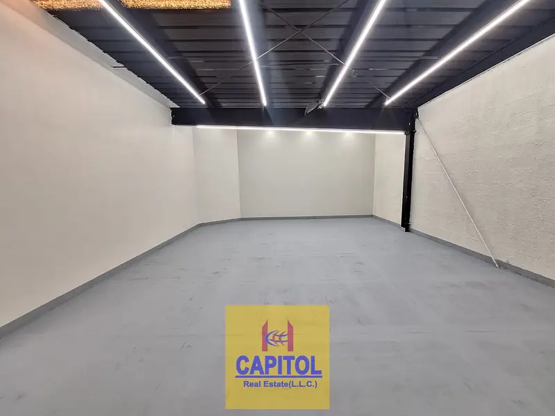 Al Quoz Industrial Area 4 585 Sqft On Mezzanine Floor Available For Storage Purpose
