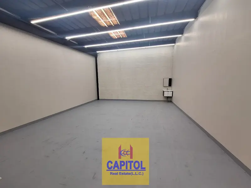 Al Quoz Industrial Area 4 585 Sqft On Mezzanine Floor Available For Storage Purpose