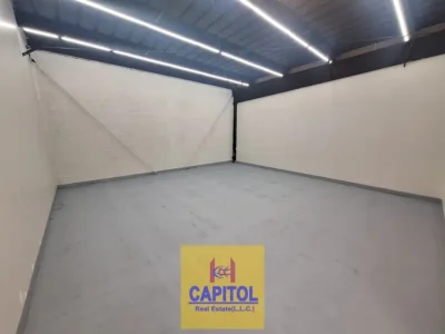 Al Quoz Industrial 3 NO EJARI 770 sqft Mezzanine Floor Affordable Storage Space