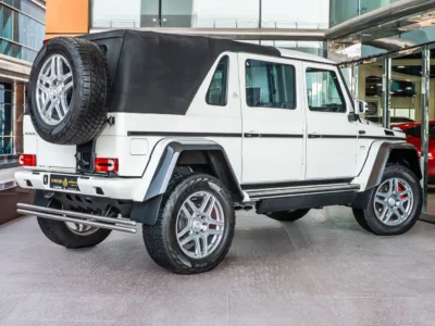 2018 MERCEDES MAYBACH G650 LANDAULET 6 L 12 Cylinders White Red SUV GCC Specs