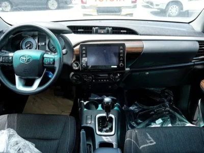 2026 Toyota Hilux SR5 DC 4.0 Litres V6 Petrol Engine Black Pickup Truck GCC Specs Automatic