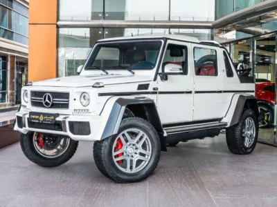2018 MERCEDES MAYBACH G650 LANDAULET 6 L 12 Cylinders White Red SUV GCC Specs