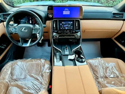 2026 Lexus LX 700h Signature V6 Twin-Turbo Hybrid Engine Black Tan SUV GCC Specs Automatic