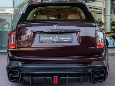 2020 Rolls Royce Cullinan BLACK BADGE KEYVANY 6.75 Litres 12 Cylinders Red Beige SUV