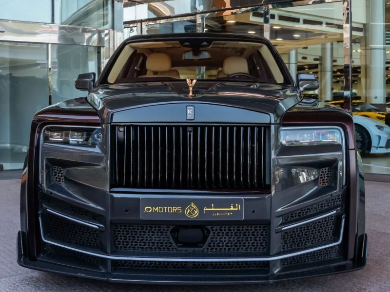 2020 Rolls Royce Cullinan BLACK BADGE KEYVANY 6.75 Litres 12 Cylinders Red Beige SUV