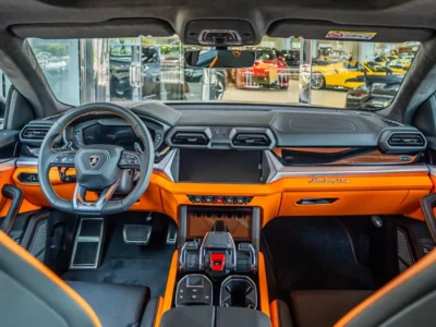 2026 Lamborghini Urus SE 4.0 Litres 8 Cylinders Petrol Engine Black SUV SPECIAL ORDER
