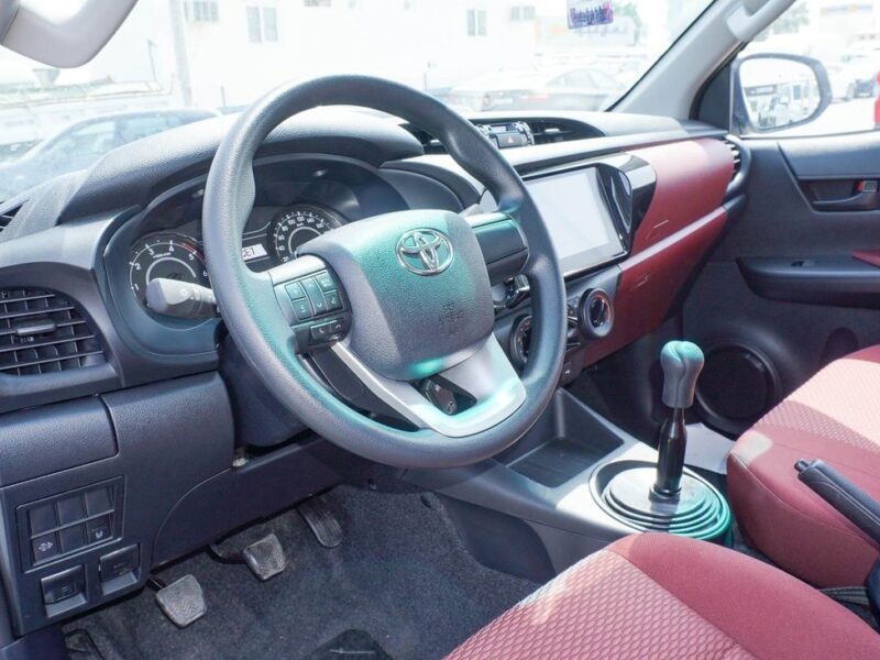 2025 Toyota Hilux GLX GL-2 D-4D 2.4L 4 Cylinders Diesel Engine White Burgundy Pickup Truck