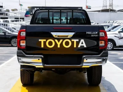 2026 Toyota Hilux SR5 DC 4.0 Litres V6 Petrol Engine Black Pickup Truck GCC Specs Automatic
