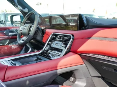 2025 Nissan Patrol LE PLATINUM CITY 3.5-liter Twin-Turbocharged V6 Engine Green Burgundy SUV