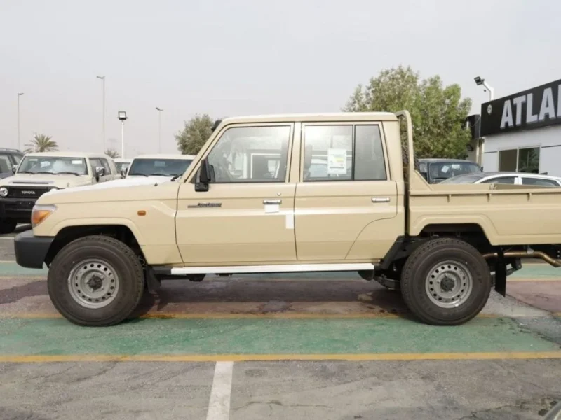 2022 Toyota Land Cruiser DC 4.0 Litres 6 Cylinders Petrol Engine Beige Pickup Truck GCC Specs