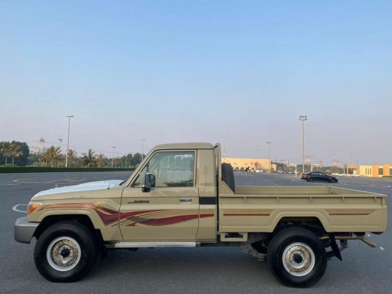2009 Toyota Land Cruiser SC 4.5 Litres 6 Cylinders Petrol Engine Beige Pickup Truck GCC Specs