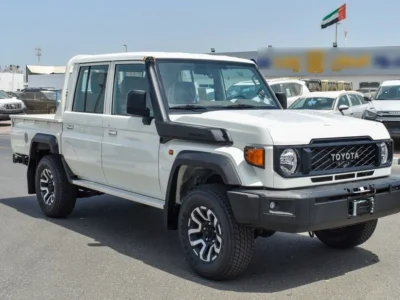 2024 Toyota Land Cruiser DC 4.0 Litres 6 Cylinders Petrol Engine White Beige Pickup Truck GCC Specs
