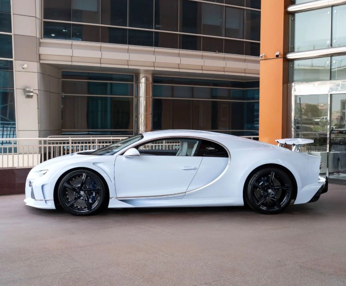 2023 BUGATTI CHIRON SUPER SPORT 8 Litres 16 Cylinders Petrol Engine White Coupe European Specs