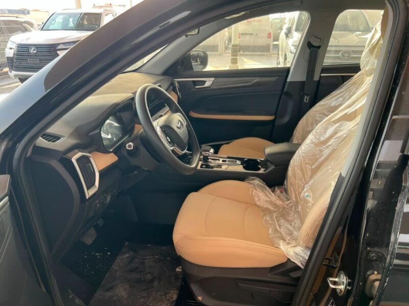 2024 Kaiyi X3 Pro FLAGSHIP 1.5 Litres 4 Cylinders Petrol Engine Black Tan SUV Chinese Specs