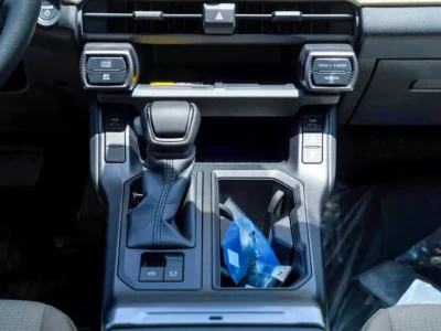 2026 Toyota RAV 4 XLE HYBRID 2.5 Litres 4 Cylinders Hybrid Engine Grey Beige SUV GCC Specs
