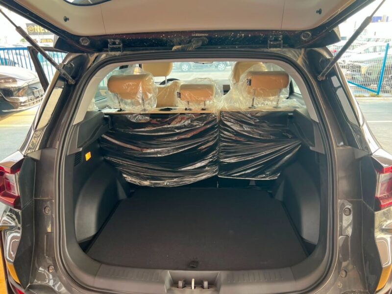 2024 Kaiyi X3 Pro FLAGSHIP 1.5 Litres 4 Cylinders Petrol Engine Black Tan SUV Chinese Specs
