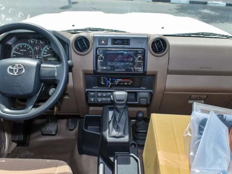 2024 Toyota Land Cruiser DC 4.0 Litres 6 Cylinders Petrol Engine White Beige Pickup Truck GCC Specs