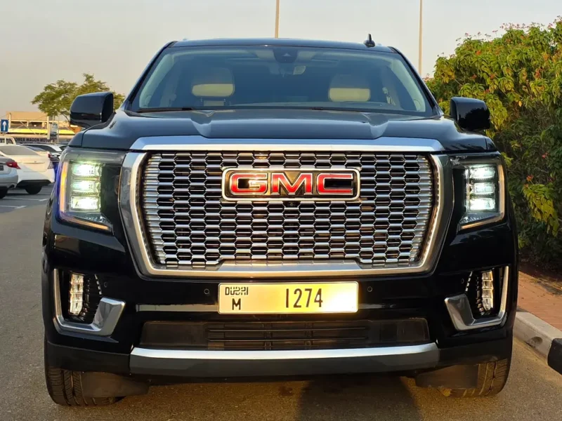 2022 GMC Yukon Denali 6.2 Litres V8 Petrol Engine Black Beige SUV GCC Specs Automatic
