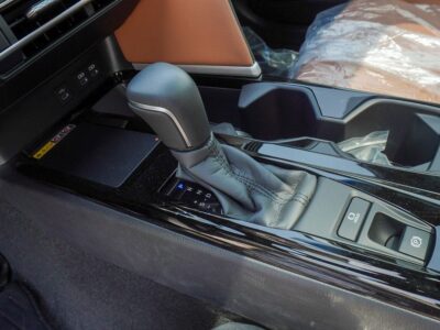 2025 Toyota Camry LE 2.5 Litres 4 Cylinders Hybrid Engine Black Tan Sedan GCC Specs Automatic
