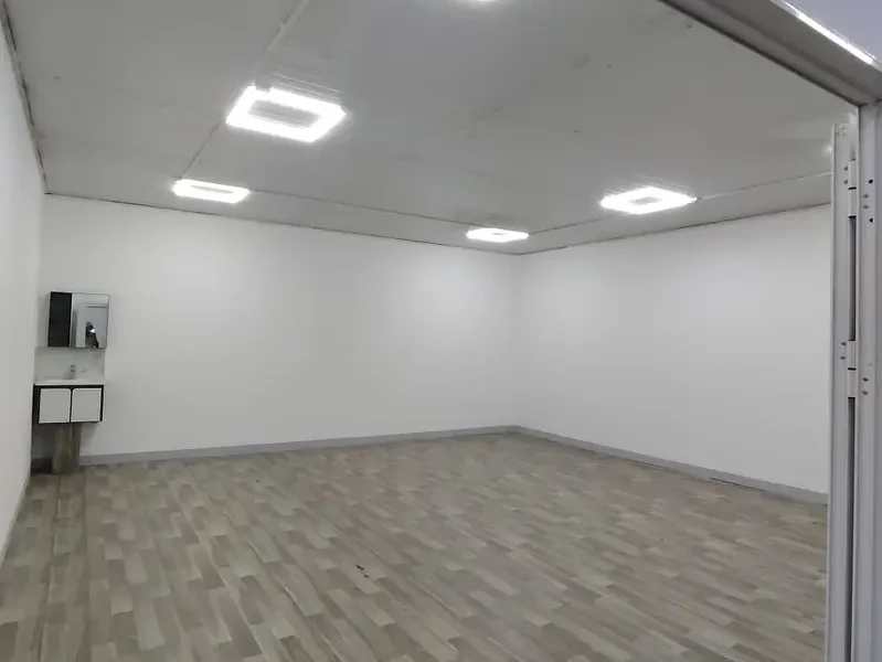 625 sqft WELL MAINTAINED STORAGE FACILITY LOCATED IN AL QUOZ 4 FOR VARIOUS STORAGE PURPOSES
