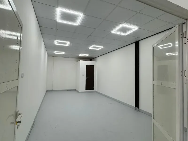 490 sqft Front Warehouse, Brand New, Prime location Storage Space Available in Al Quoz (BK)