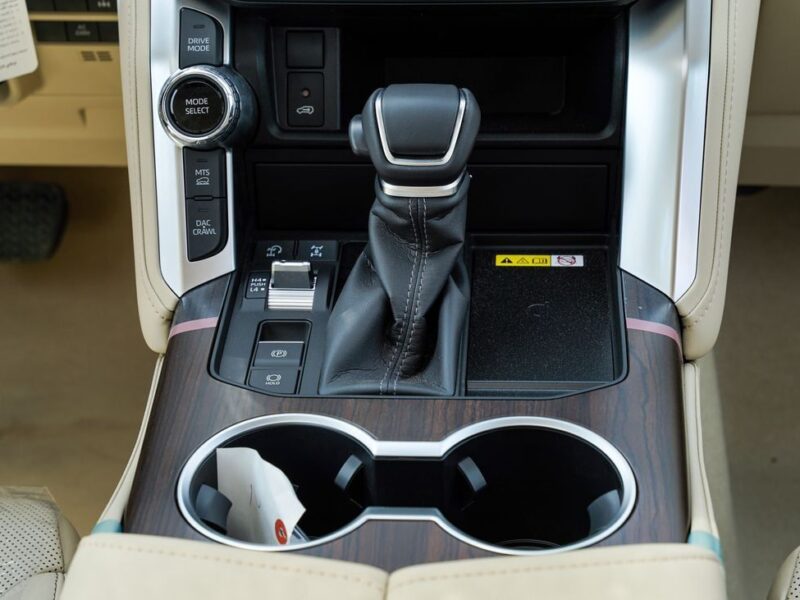 2026 Toyota Land Cruiser GXR 3.5 Litres 6 Cylinders Hybrid Engine White Beige SUV GCC Specs