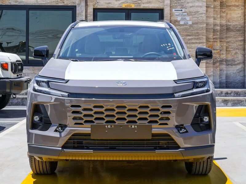 2026 Toyota RAV 4 XLE HYBRID 2.5 Litres 4 Cylinders Hybrid Engine Grey Beige SUV GCC Specs