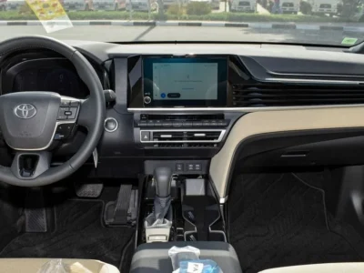 2025 Toyota Camry LE 2.5 Litres 4 Cylinders Petrol Engine Black Beige Sedan GCC Specs