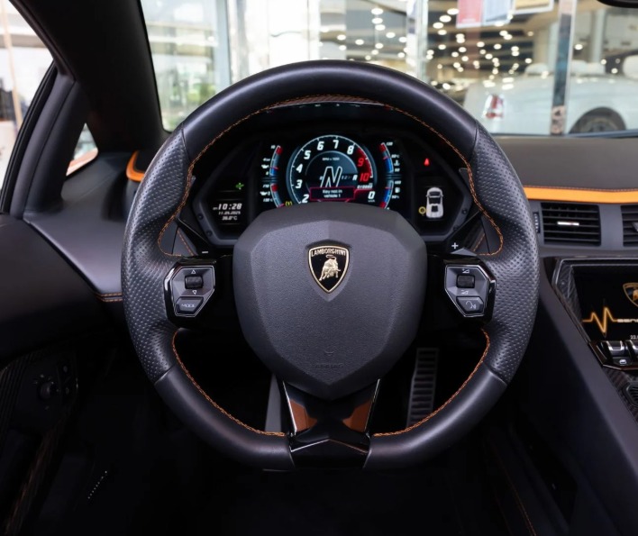 2020 LAMBORGIIHINI AVENTADOR S ROADSER 6.75L 12 Cylinders Orange Black Convertible GCC Specs
