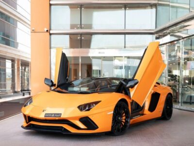 2020 LAMBORGIIHINI AVENTADOR S ROADSER 6.75L 12 Cylinders Orange Black Convertible GCC Specs