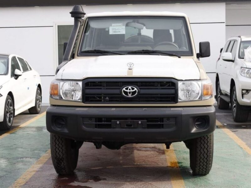 2022 Toyota Land Cruiser DC 4.0 Litres 6 Cylinders Petrol Engine Beige Pickup Truck GCC Specs