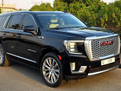 2022 GMC Yukon Denali 6.2 Litres V8 Petrol Engine Black Beige SUV GCC Specs Automatic