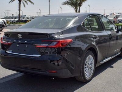 2025 Toyota Camry LE 2.5 Litres 4 Cylinders Petrol Engine Black Beige Sedan GCC Specs