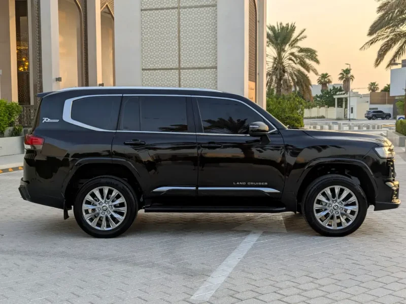 2023 Toyota Land Cruiser GXR 4.0 Litres V6 Petrol Engine Black Beige SUV GCC Specs