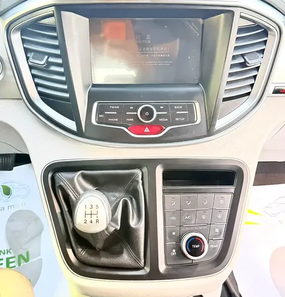 2021 JAC M4 Refine 4 Cylinders Petrol Engine White Grey Van GCC Specs Automatic