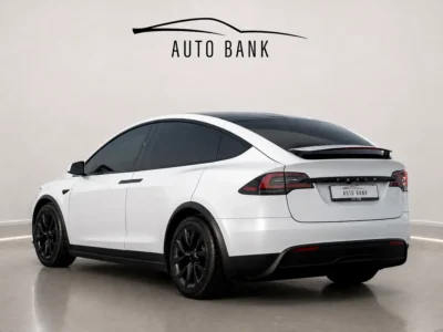 2023 Tesla Model X Long Range Electric Vehicle 550 - 650 KM Range White Beige SUV GCC Specs