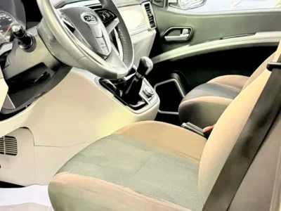 2021 JAC M4 Refine 4 Cylinders Petrol Engine White Grey Van GCC Specs Automatic