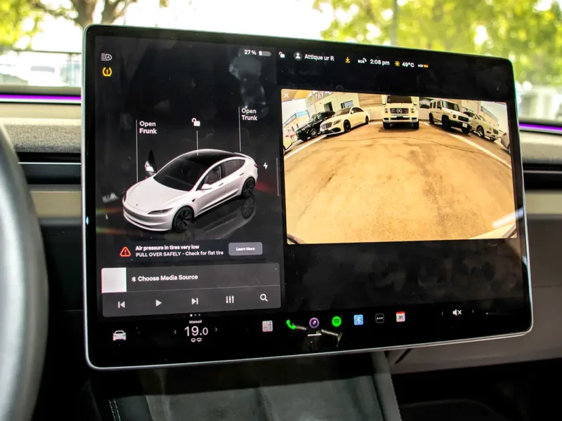 2025 Tesla Model 3 Long Range AWD Electric Vehicle 650+ KM Range White Black Sedan GCC Specs