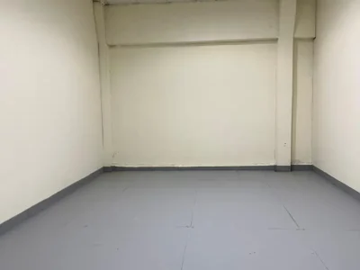 Al Quoz Dubai STORAGE WAREHOUSE FOR RENT - 615 sq ft