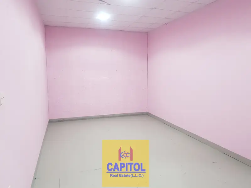 Al Quoz Dubai STORAGE WAREHOUSE FOR RENT - 615 sq ft