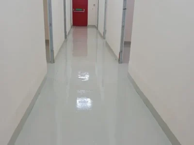360 sqft SECURE AND WELL - MAINTAINED MEZZANINE STORAGE UNIT IN AL QUOZ 4