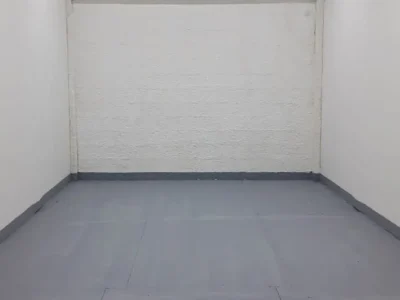 385 sqft CLEAN AND ACCESSIBLE WAREHOUSE WITH SIMPLE LAYOUT AND EASY STORAGE IN AL QUOZ 3