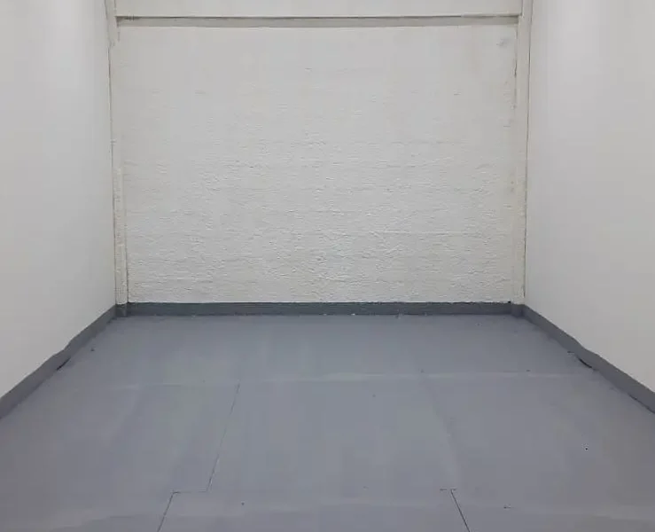 385 sqft CLEAN AND ACCESSIBLE WAREHOUSE WITH SIMPLE LAYOUT AND EASY STORAGE IN AL QUOZ 3