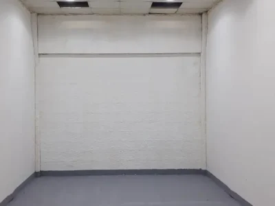 385 sqft CLEAN AND ACCESSIBLE WAREHOUSE WITH SIMPLE LAYOUT AND EASY STORAGE IN AL QUOZ 3